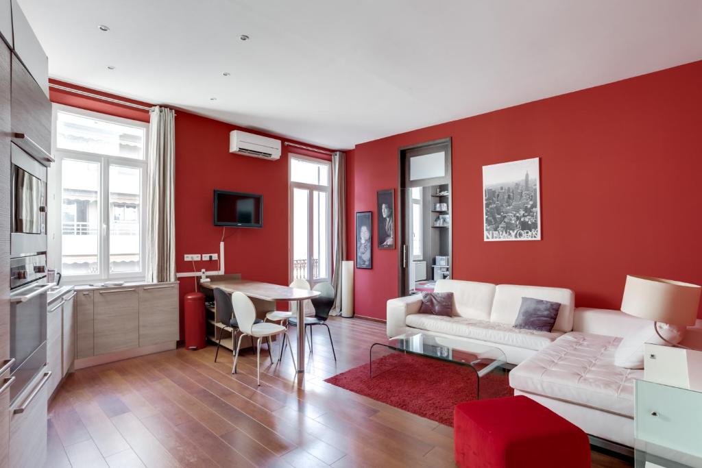 la maison d'enfance 46500 Alvignac