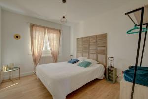 La maison de Déborah - sleeps 6