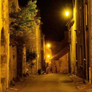 Maison de vacances La Maison de Pierre 3 Rue du Four 21150 Flavigny-sur-Ozerain Bourgogne