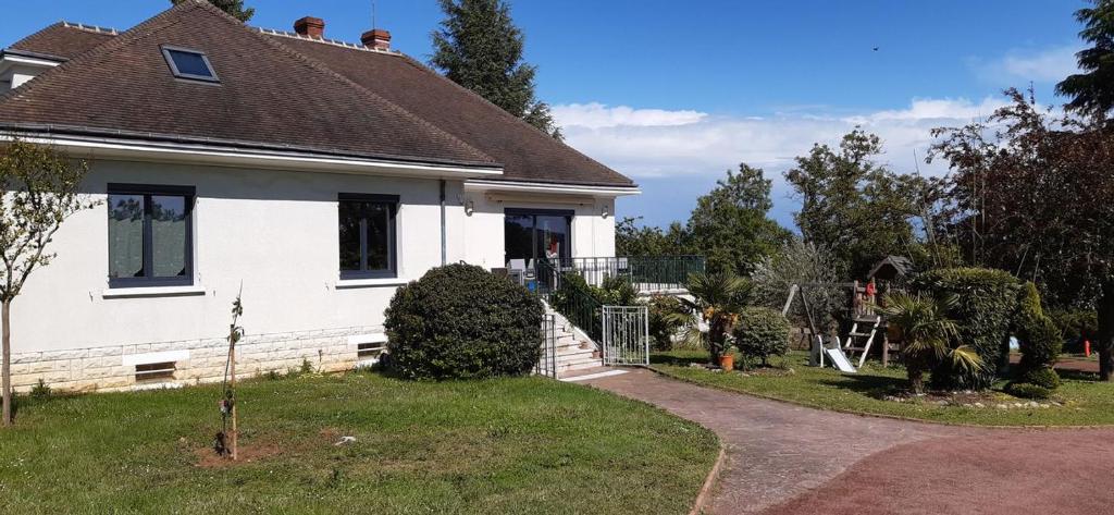 La maison de Séphora à 2 km du Zoo de Beauval 17 Rue Louis Besnault, 41110 Saint-Aignan