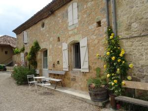 Maison de vacances La Maison des Cornières Place des Cornières 32250 Fourcès Midi-Pyrénées