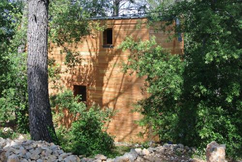 LA MAISON DES \
