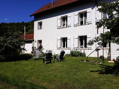 La maison des mirabelles