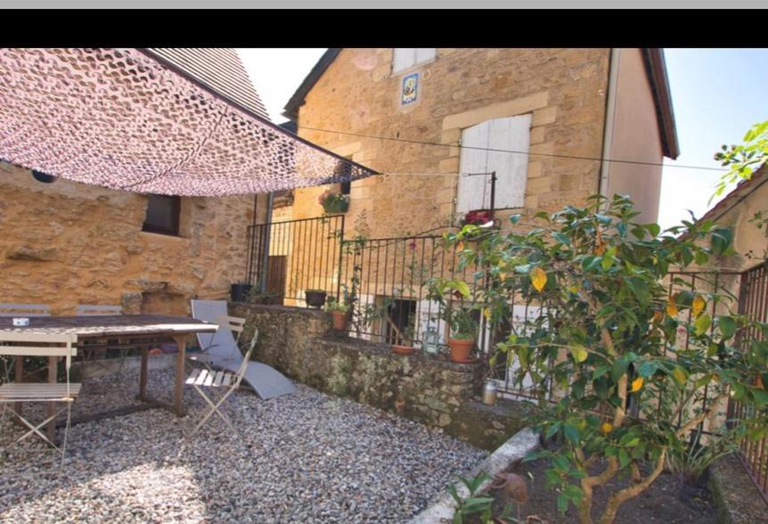 La Maison des Roches 4-6 personnes avec terrasse 7 Rue de la Vigne, 24200 Sarlat-la-Canéda