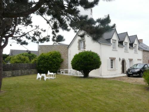 La Maison du Phare, maison à Riantec, bord de mer, jardin