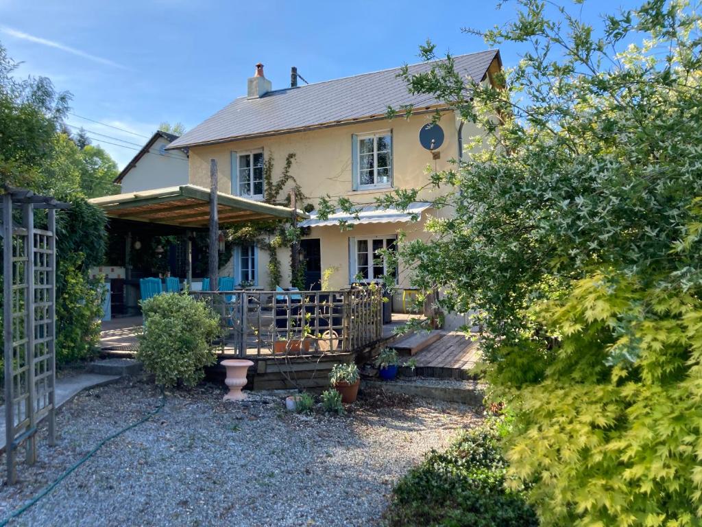Maison de vacances La maison Elisabeth 255 Le Puy Roger 19140 Saint-Ybard