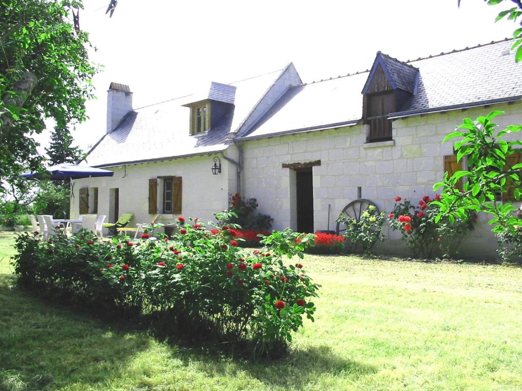 Maison de vacances La Maison Tournesol - 3 bedroom house with large garden near Saumur 25 Hameau des Pâtures 49160 Saint-Clément-des-Levées