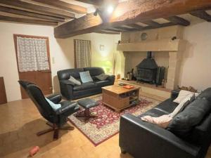 La Maison Tournesol - 3 bedroom house with large garden near Saumur