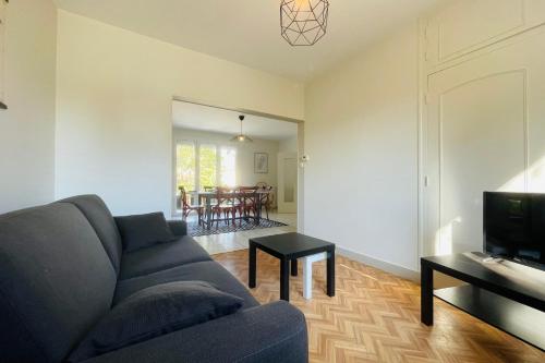 La Marnière - Magnificent house with garden in Chambray-lès-Tours