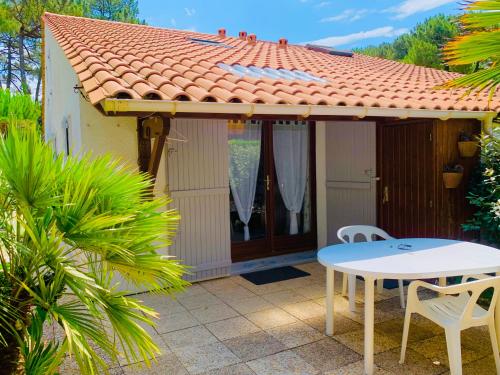 « La Palmeraie » Villa résidentielle avec piscine