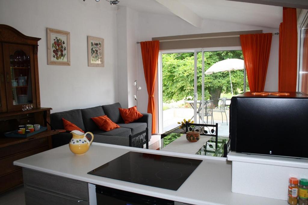 Maison de vacances la perle du lot gite Bardouquet 46170 Castelnau-Montratier