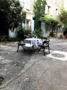 La Petite Cave