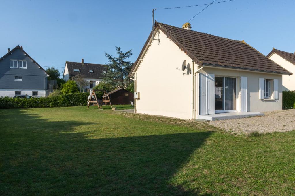 La Petite Isle - Maison et jardin - plage à 200 m 8 rue de Jersey, 50270 Barneville-Carteret