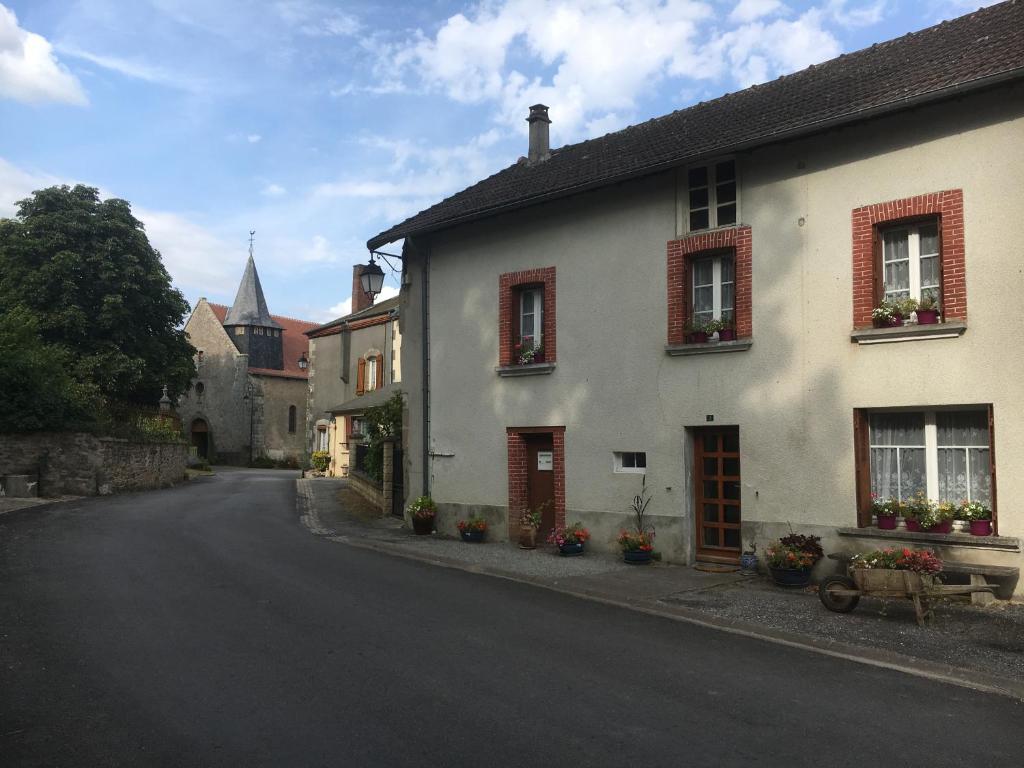 La petite maison 3 Rue de la Fontaine, 87250 Fromental