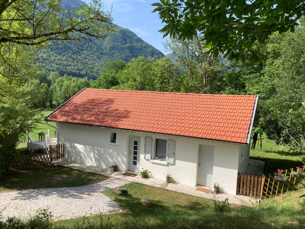 Maison de vacances La Petite Maison-Les logis d'Agaliaure chemin de Larcat 09310 Château-Verdun