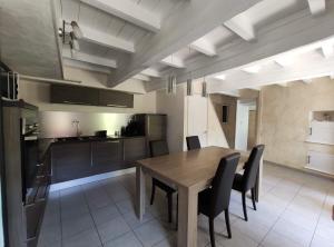 La Petite Maison Neuvecelle - Maison de village