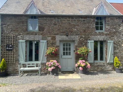 La Petite Maison - No 1 La Relierie