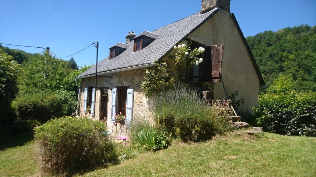 Maison de vacances La Petite Maison Pont Blanchard, Le Pont Blanchard Pleaux Cantal 15700 15700 Pléaux