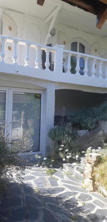 La Plus Petite Maison De France