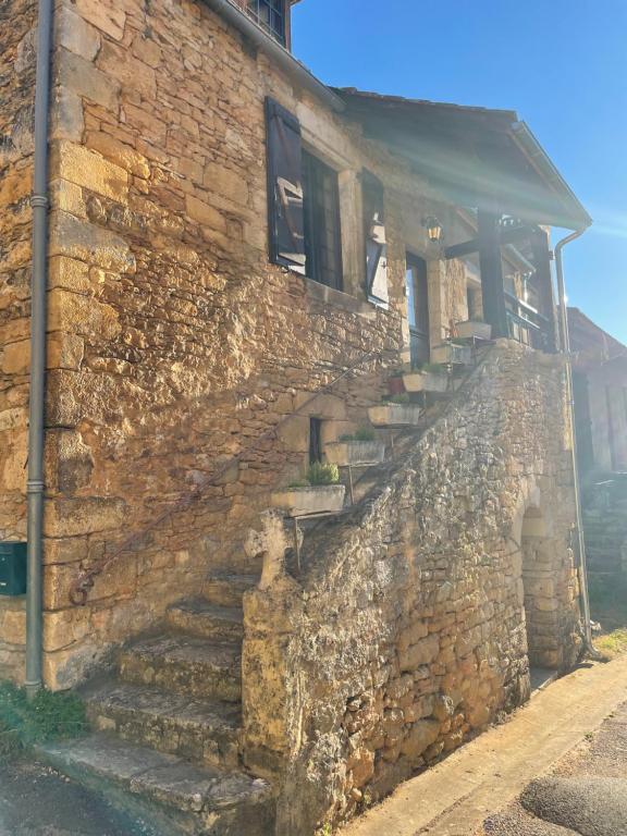 Maison de vacances La Pomponnaise, Maison Authentique au Sud de Sarlat Grande Rue 24170 Saint-Pompont