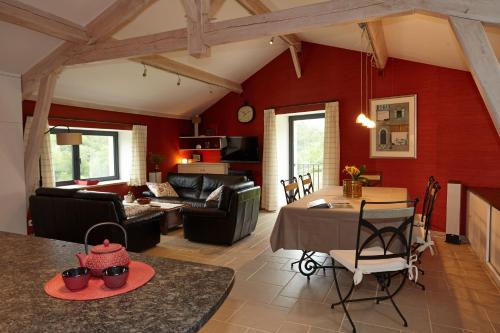 La Tour de Ginaillac Gîte JACQUES BREL 5 étoiles