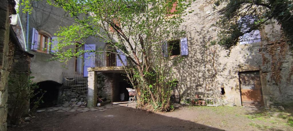 La tour de guet Maison atypique 04120 Castellane
