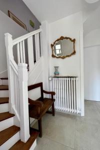 La Triolette, maison chaleureuse, indépendante et refaite à neuf dans le Vieux Coutainville, tourisme ou télétravail