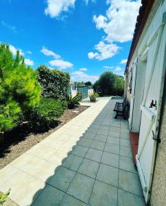 La Villa de l'Olivier piscine privée et parking