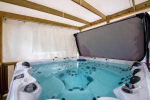 Maison de vacances La Yourte de Jumièges - séjour insolite avec jacuzzi 2699 route du Conihout 76480 Jumièges Normandie