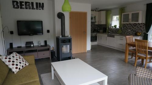 Lakeside House Strasen
