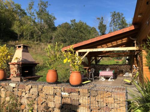 Lama-Gîte-des-Puys chalet écologique à 30km des pistes, visite aux lamas Charge VE
