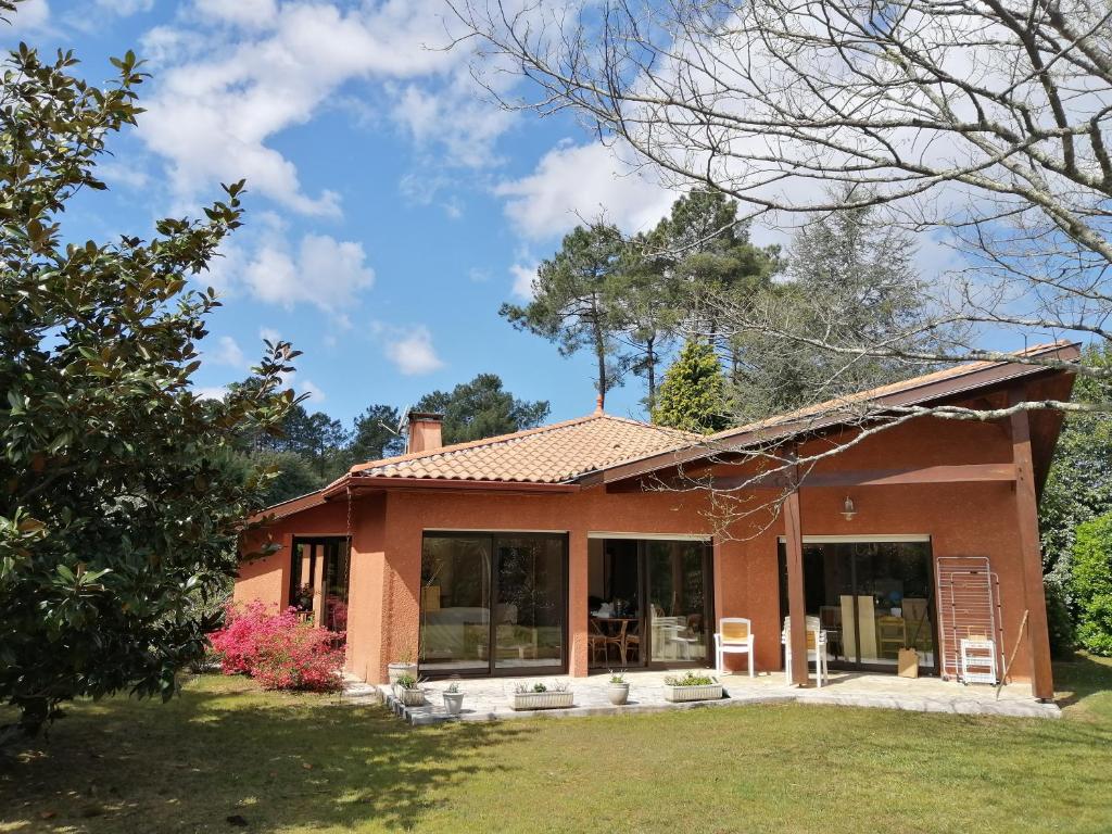 Maison de vacances LANDES OCEANES - MAISON ET JARDIN 128 Rue des Bécasses 40170 Lit-et-Mixe