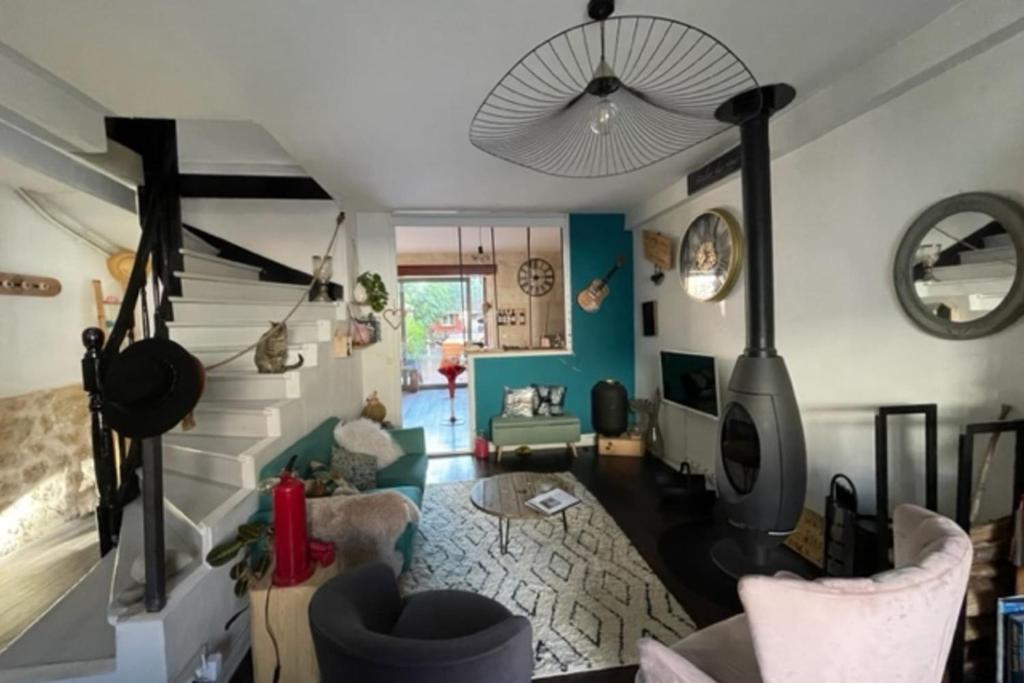 Large duplex with terrace and pool in Bordeaux 12 Rue de Cénac, 33100 Bordeaux