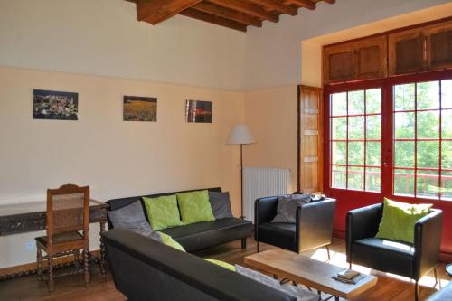 Large family house ideal location in Limeuil for 8 people