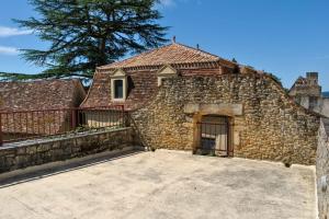 Large family house ideal location in Limeuil for 8 people