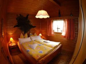 Large Holiday Home in Battenhausen with Garden