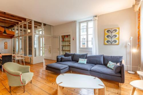 Large house for 8 people near the historic center