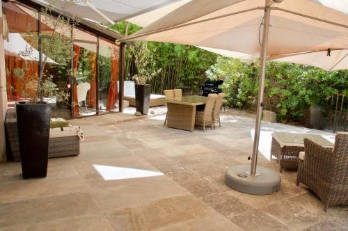 LASUITE Domaine Bertuli, heated Pool, Aircon