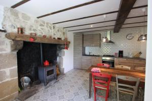 Lava Lodge