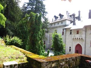 Maison de vacances Lavish Castle in Serri res en Chautagn with Pool  73310 Serrières-en-Chautagne Rhône-Alpes