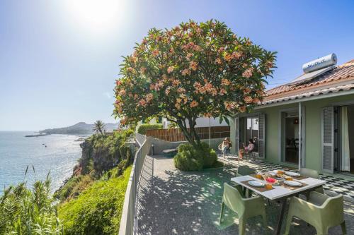 Lazareto Mar by An Island Apart