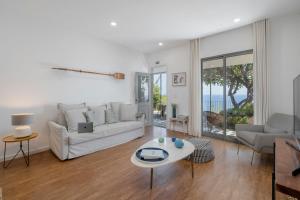 Lazareto Mar by An Island Apart