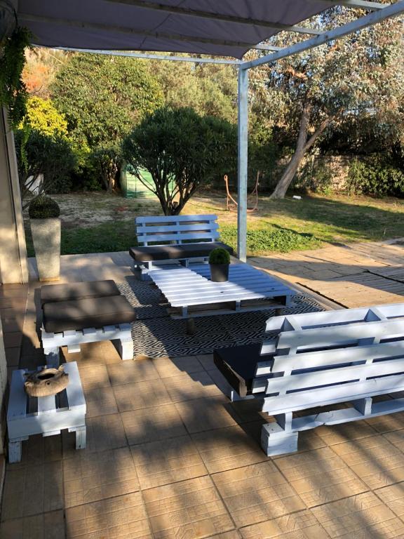 LE BONHEUR AVEC PISCINE ET JARDIN 11 AVENUE DES ALBIZZI, 13260 Cassis