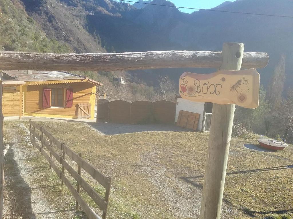 Maison de vacances Le box joli pavillon indépendant et privatif 1410 route de Rigaud 06260 Rigaud