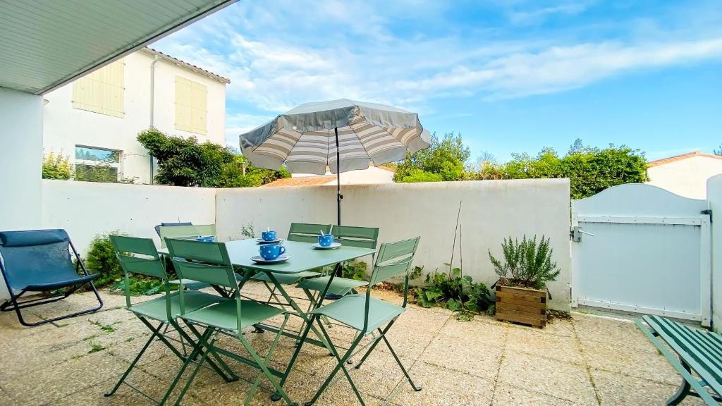 Le Cabanon de Laura 84800 LʼIsle-sur-la-Sorgue