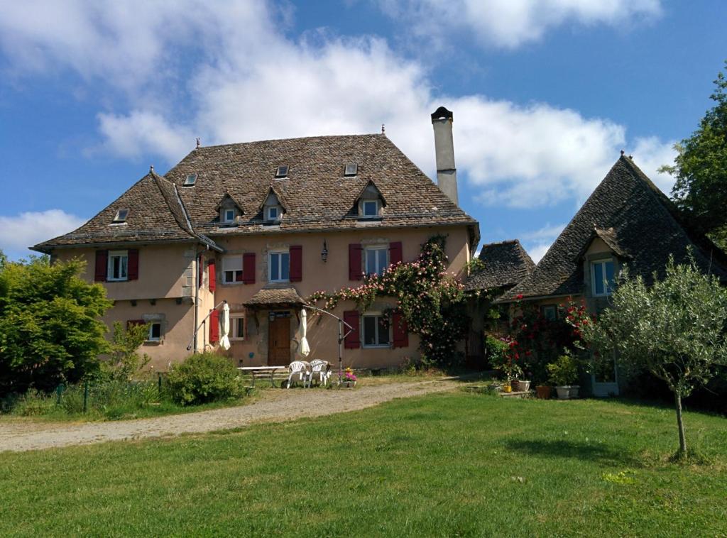 Maison de vacances Le Cayla Le bourg Le Cayla 15600 Leynhac