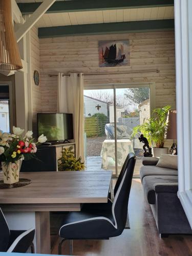 LE COTTAGE BLEU