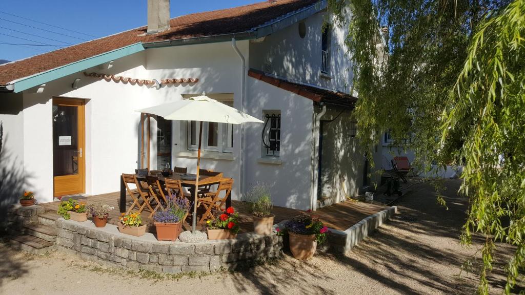 Le Cottage du Chat Blanc 84210 Saint-Didier
