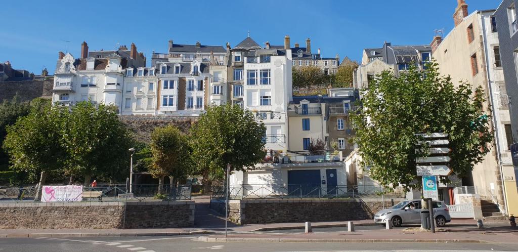 Le David - Studio avec balcon à 100m des plages