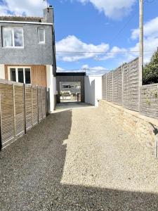 Le Dolmen, maison cosy avec piscine